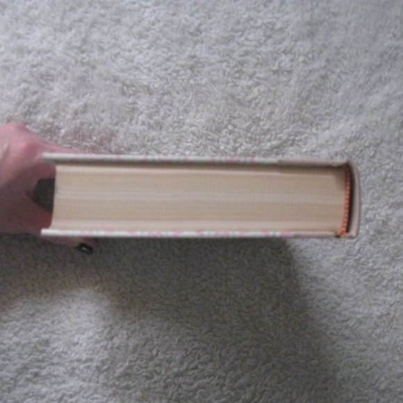 Best Sellers from Reader's Digest Condensed Book Hardcover Book - Picture 6 of 7